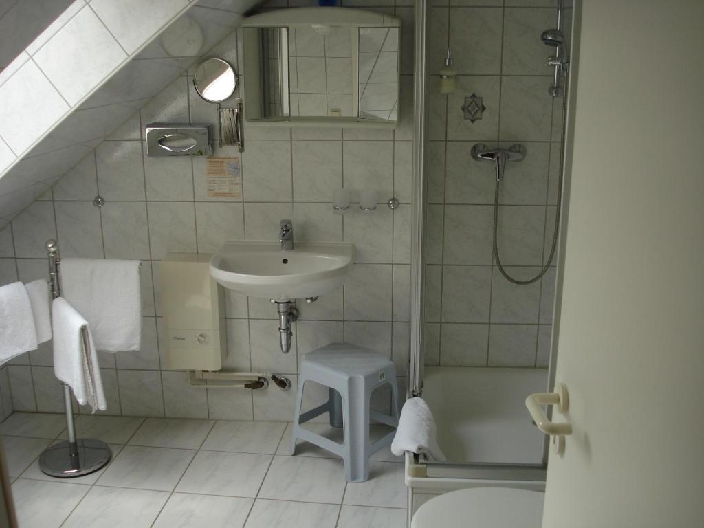 Hotel Bierstuebl ザンガーハウゼン 部屋 写真